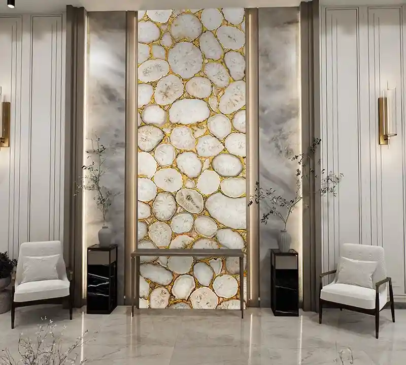 Crystal Agate With Gold